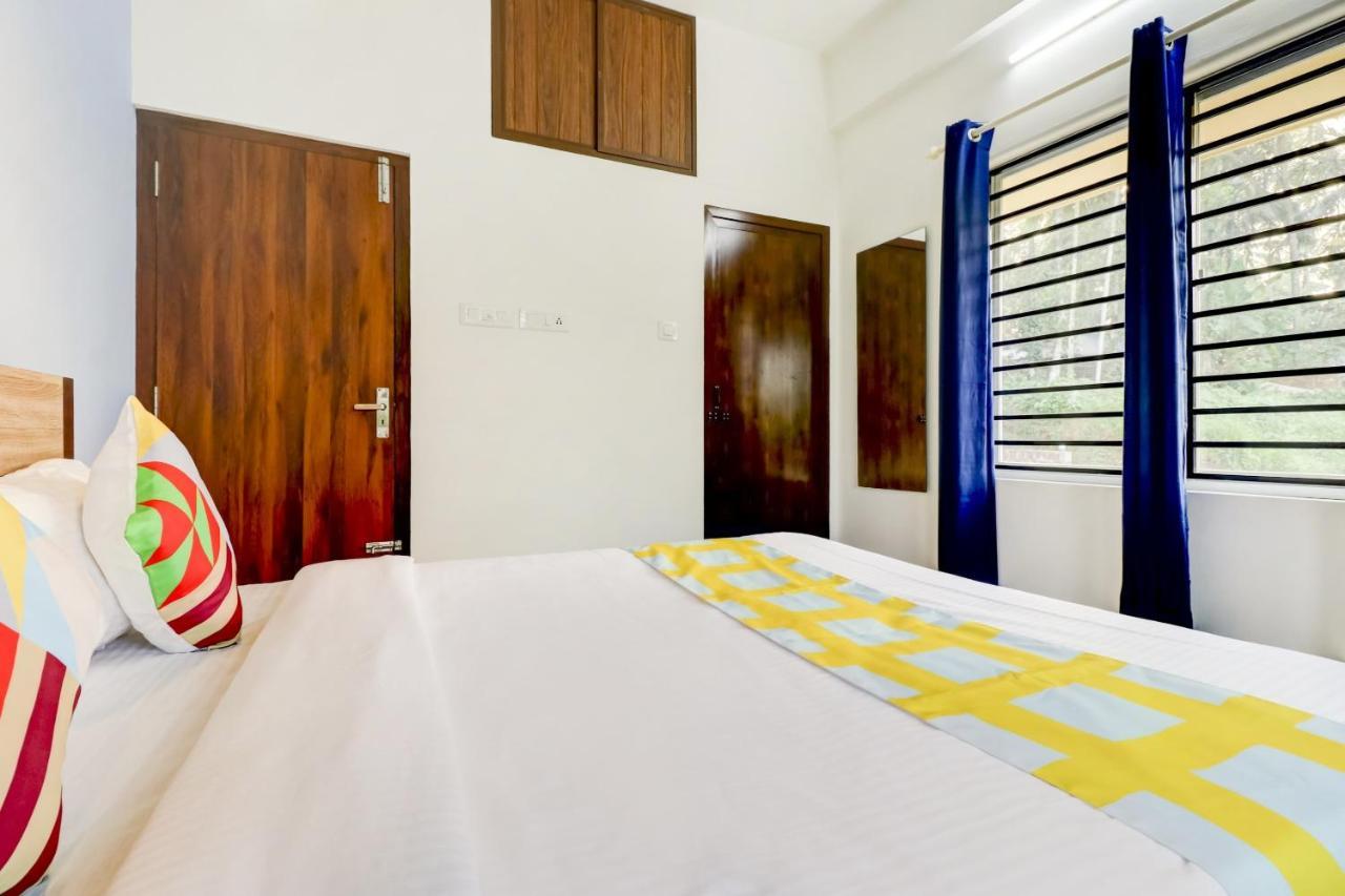 Oyo Home 78041 Luxurious Stay Sastha Homes Kozhikode Exteriör bild